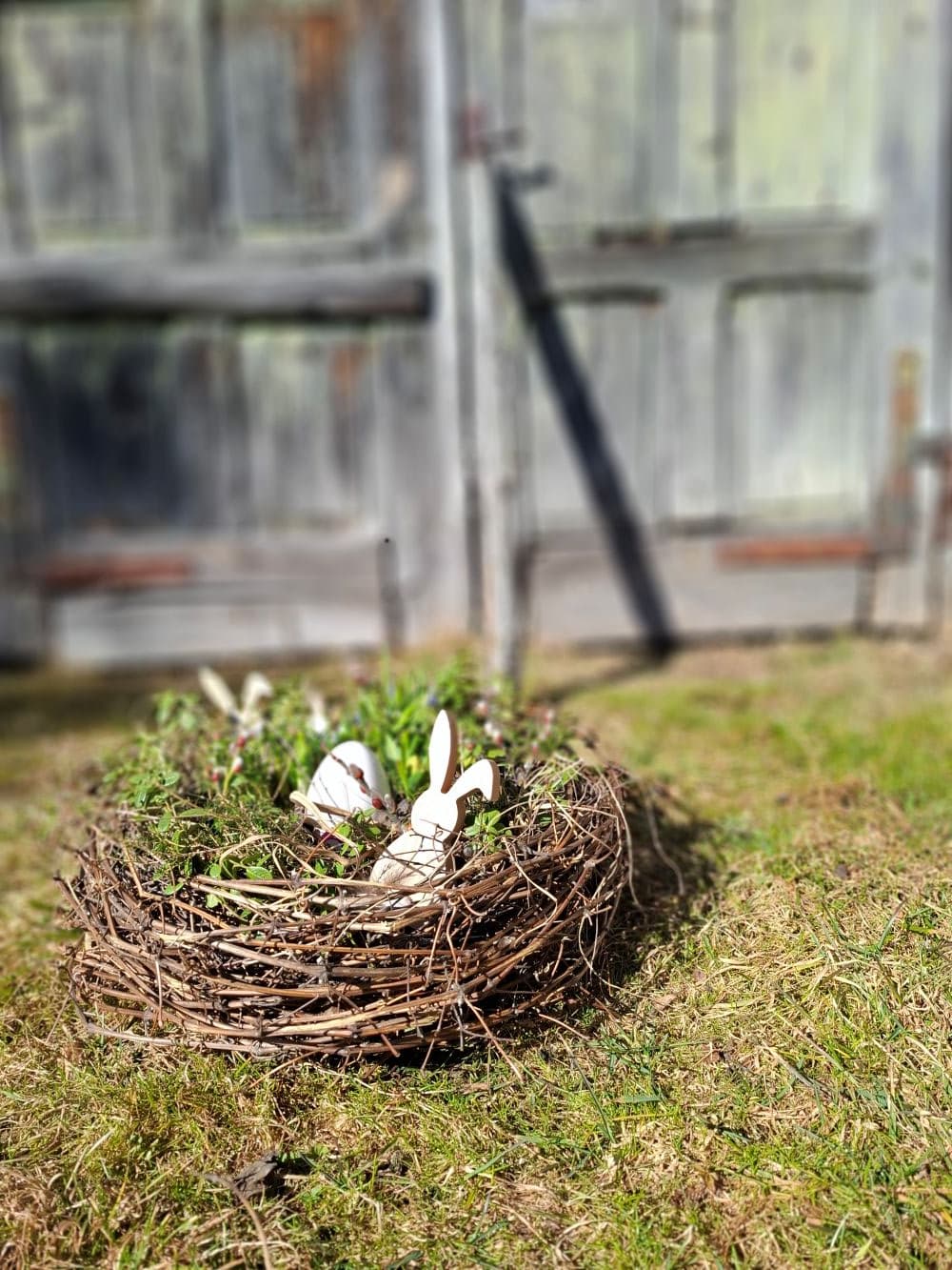Osternest aus Naturmaterialien